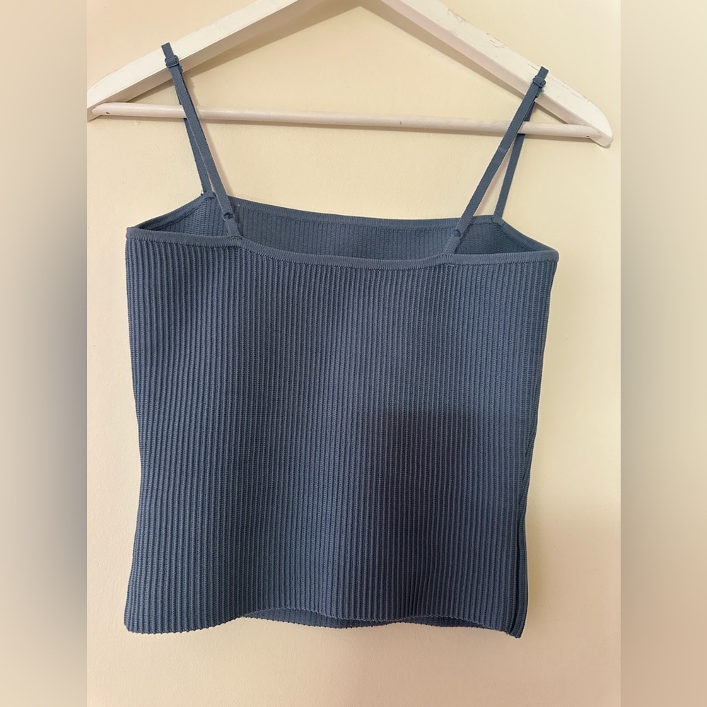 Babaton Contour Ribbed Cami – Size S - Picture 3 of 7